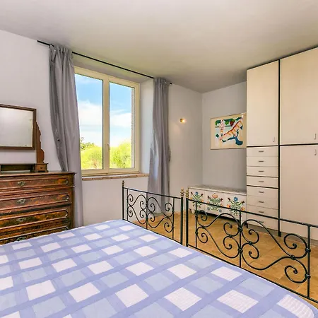 Holiday home Marte By Interhome Pereta